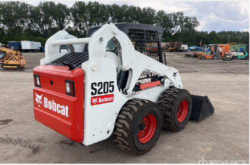 Мини-погрузчик Bobcat S205, 2011г. - foto3