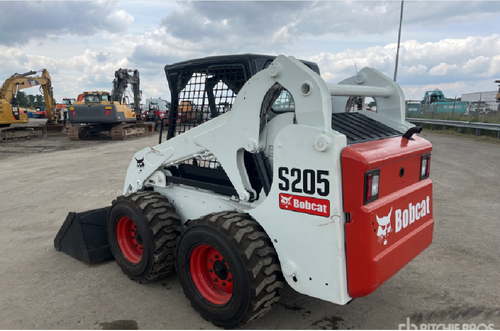 Мини-погрузчик Bobcat S205, 2011г. - foto4